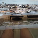 Relax & Recharge - A Unique With A Touch Of Luxury - Hot Tub And Sauna Inspired Decor #not A Real Sauna# Easy Access - Direct Train 15 Min To